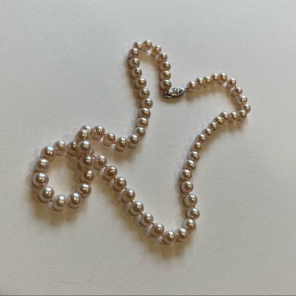 Vintage 14k Pink Pearl necklace - Picture 6 of 6